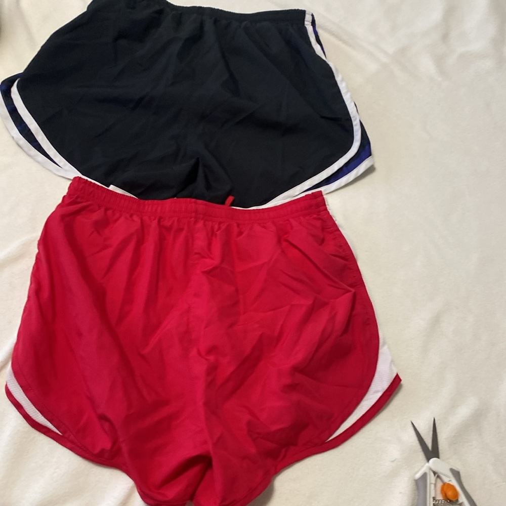 Nike shorts size small 2 pairs good condition - Picture 5 of 6